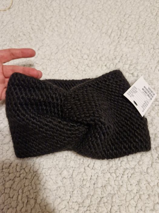 Bentita H&M noua cu eticheta