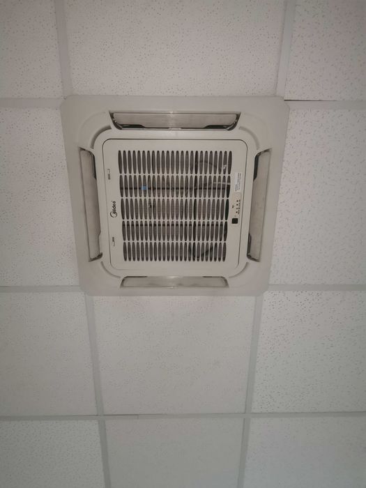 климатици 10 бр, 24-ки, мидеа, в отлично състояние