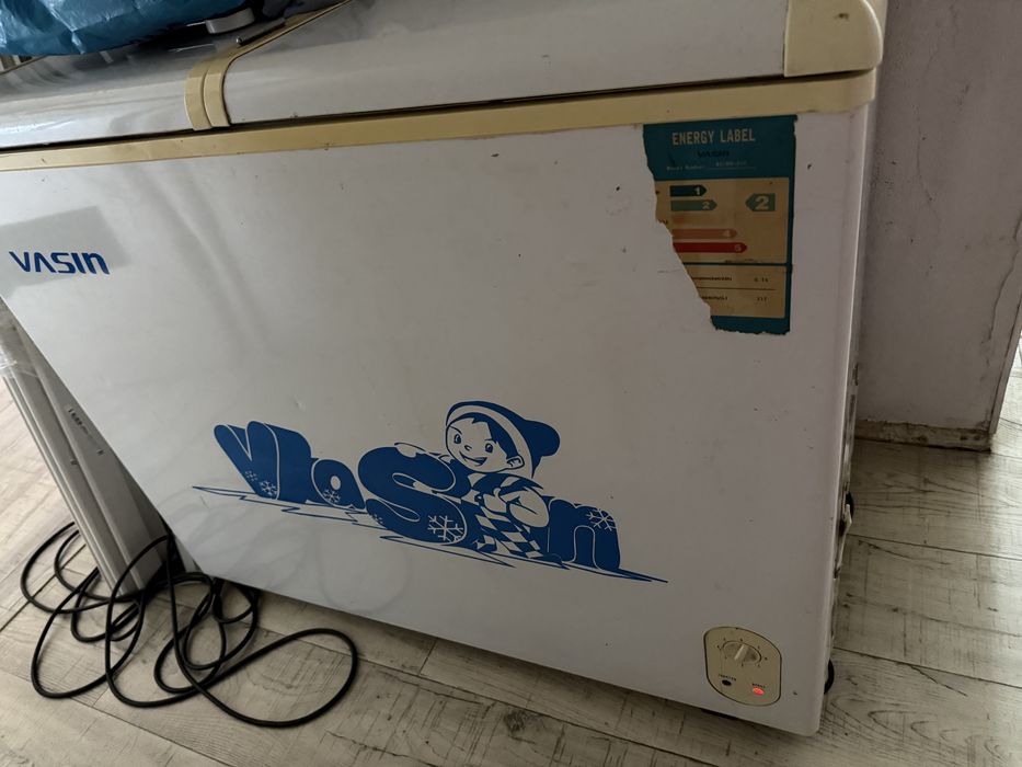 Продам морозильник 217литров