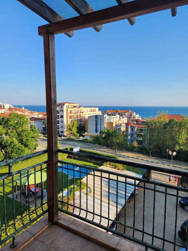Продава се Тристаен апартамент в Търговище, Център - 107 кв.м за 1496 €/кв.м - Снимка #1