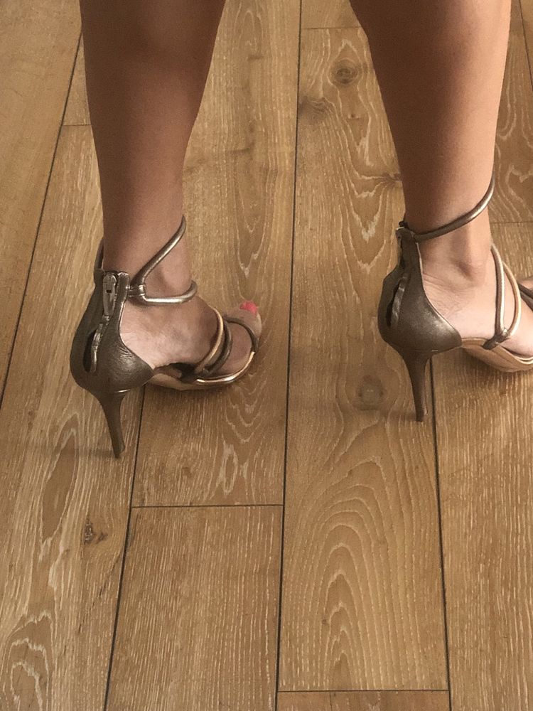 Sandale elegante,piele THE SELLER, mar. 38,5 !