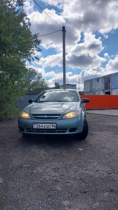 Срочно продам Шевролет лачетти 1.4 корейский сборки  в хорошем состоян