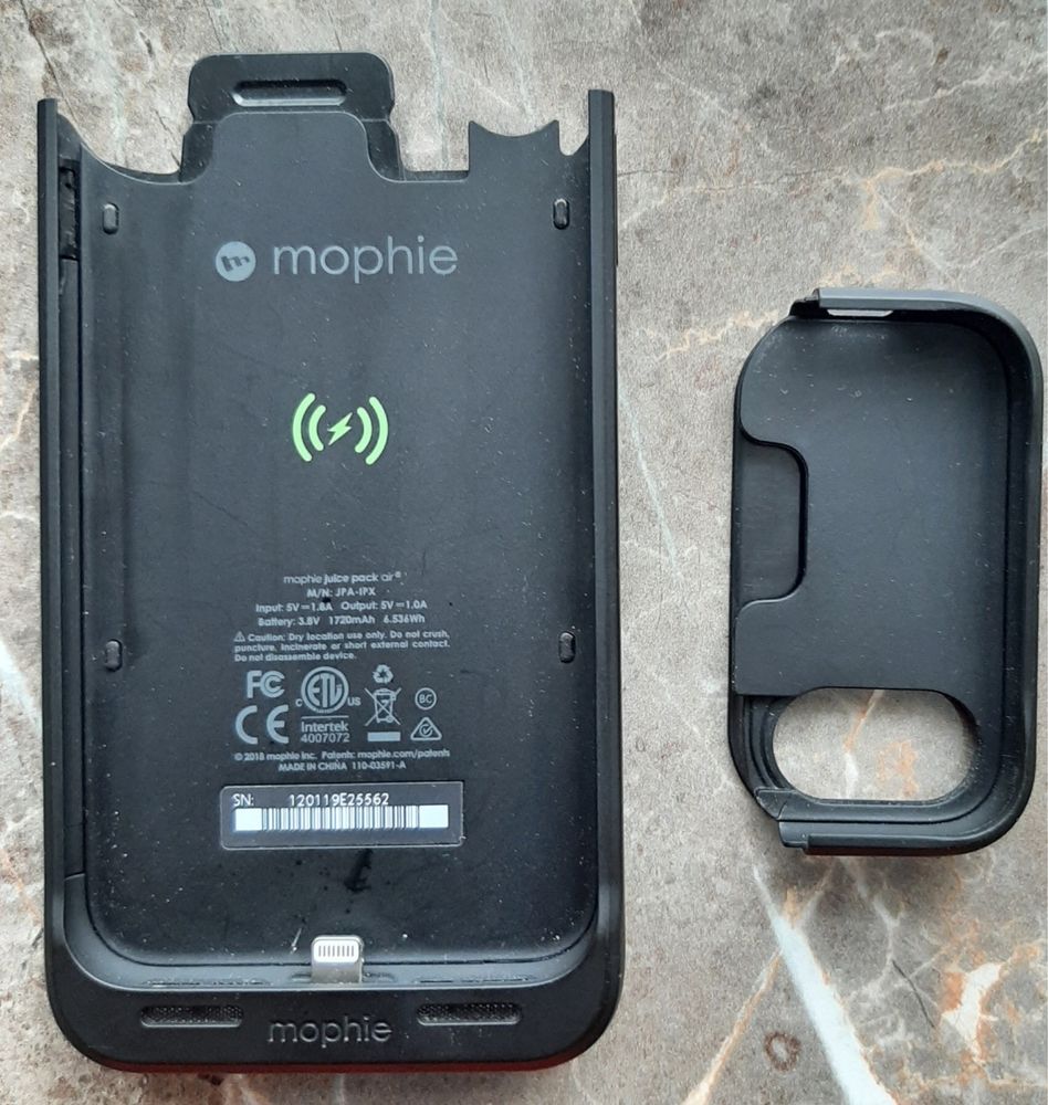 Iphone X с 4 калъфа