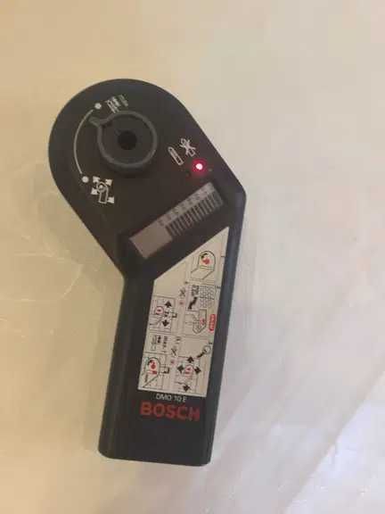 Продам детектор Bosch