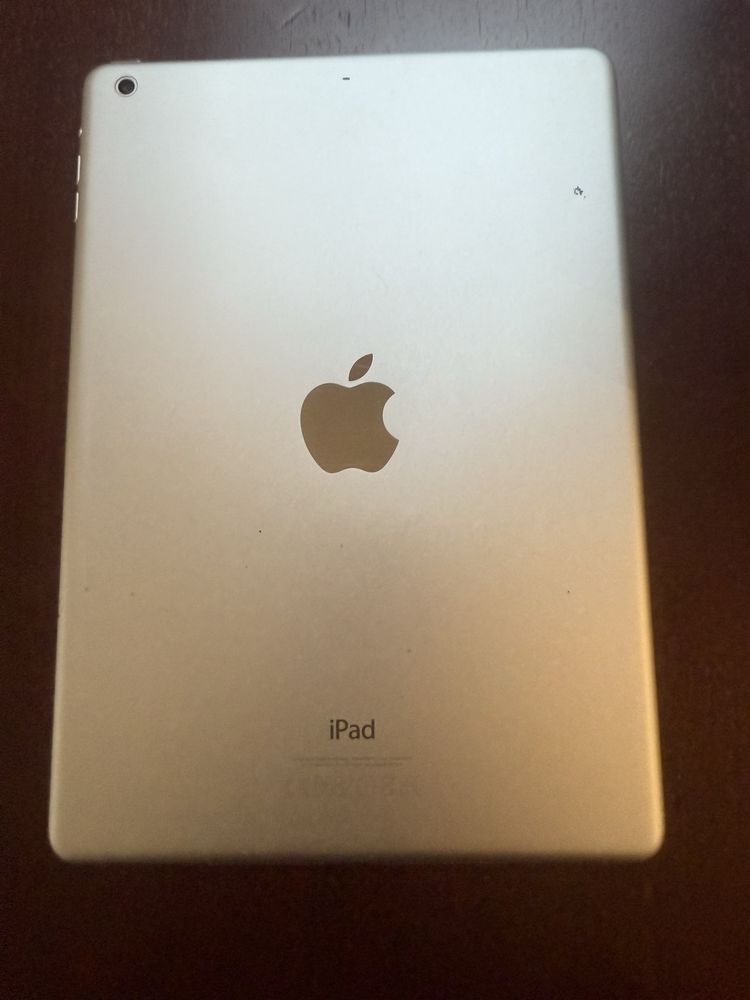 Ipad air. Използван