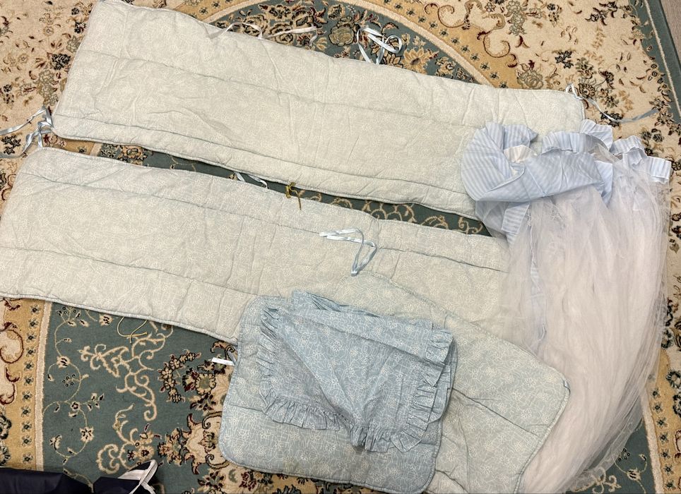 Отдам бортики в кроватку