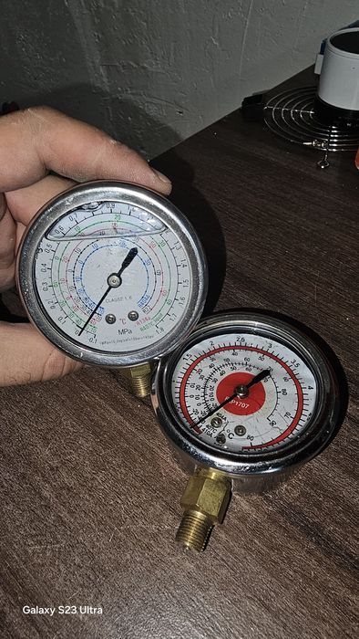 Manometre cu glicerina