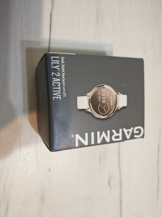 Чисто нов Garmin Lily 2 Active Гаранция.