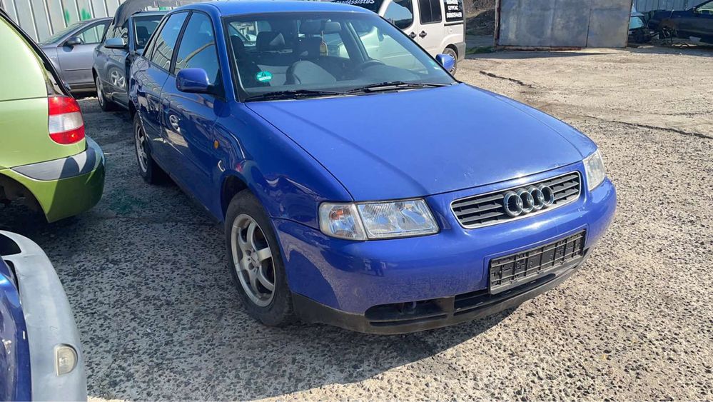 Audi A3 1.6 1999 На Части