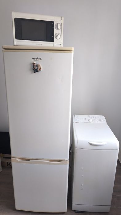 Frigider/Mașina de spălat/cuptor cu microunde