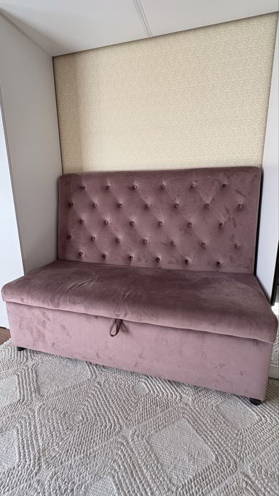 Срочно продам диван