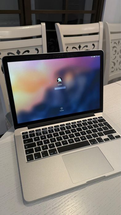 Macbook Pro (Retina, 13-inch, Mid 2014)
