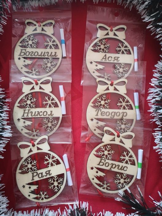 коледни дървени фигурки- елен,пингвин,3д топки,елхи