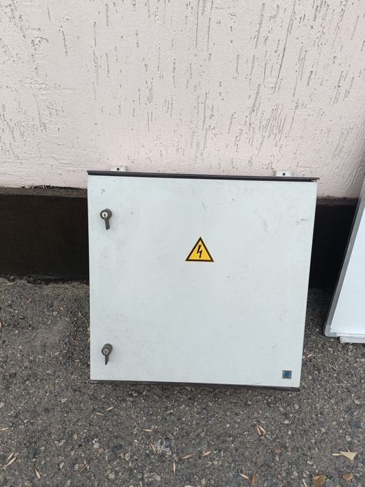 Электрический щиток, термошкаф, электрический шкаф