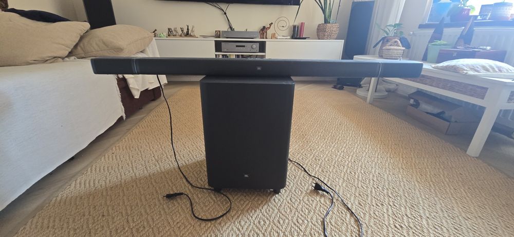 Soundbar JBL Bar 5.1 Surround schimb play station pro 5