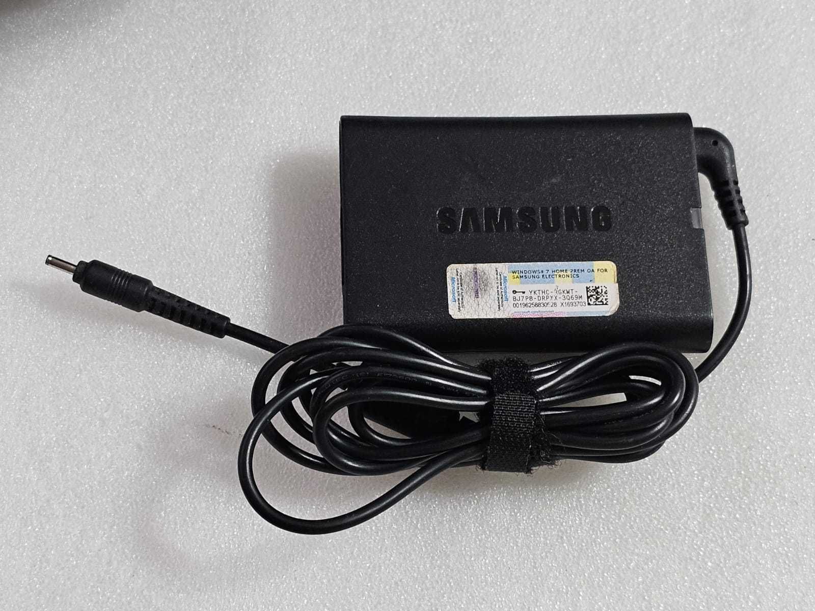 Incarcator laptop Samsung 19V 2.1A 40W, Connector: 3.0mm*1.1mm no pin