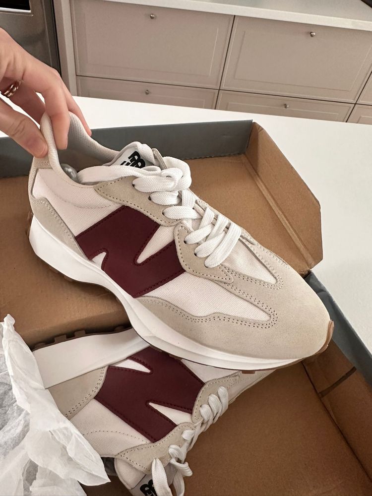 Pantofi sport new balance nu sunt originali