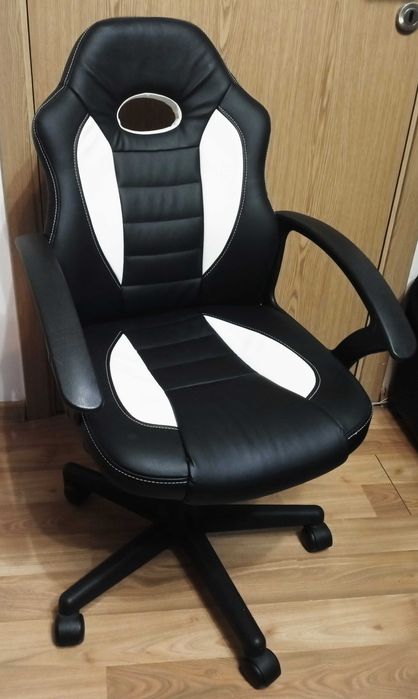 Геймърски стол черен
