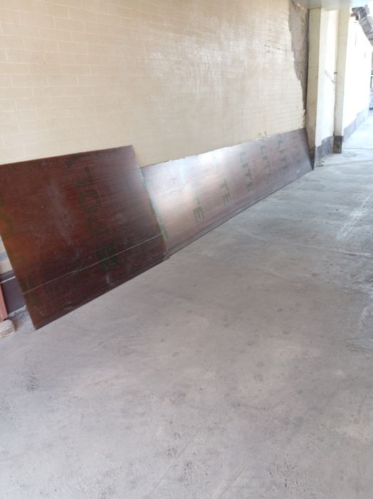 Срочно продам Лексан 6.90 метров