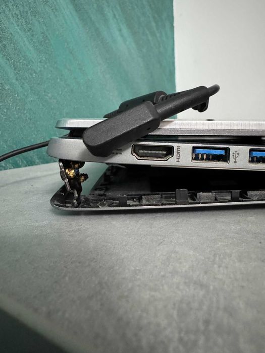 Acer Swift 3 14" Ryzen 3 3200u / 8GB RAM / 512 SSD