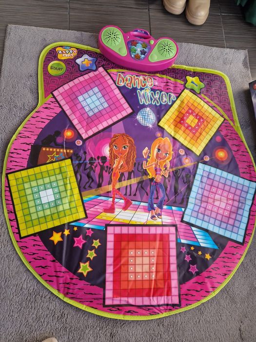 Covoraș interactiv / dans/muzică noi!