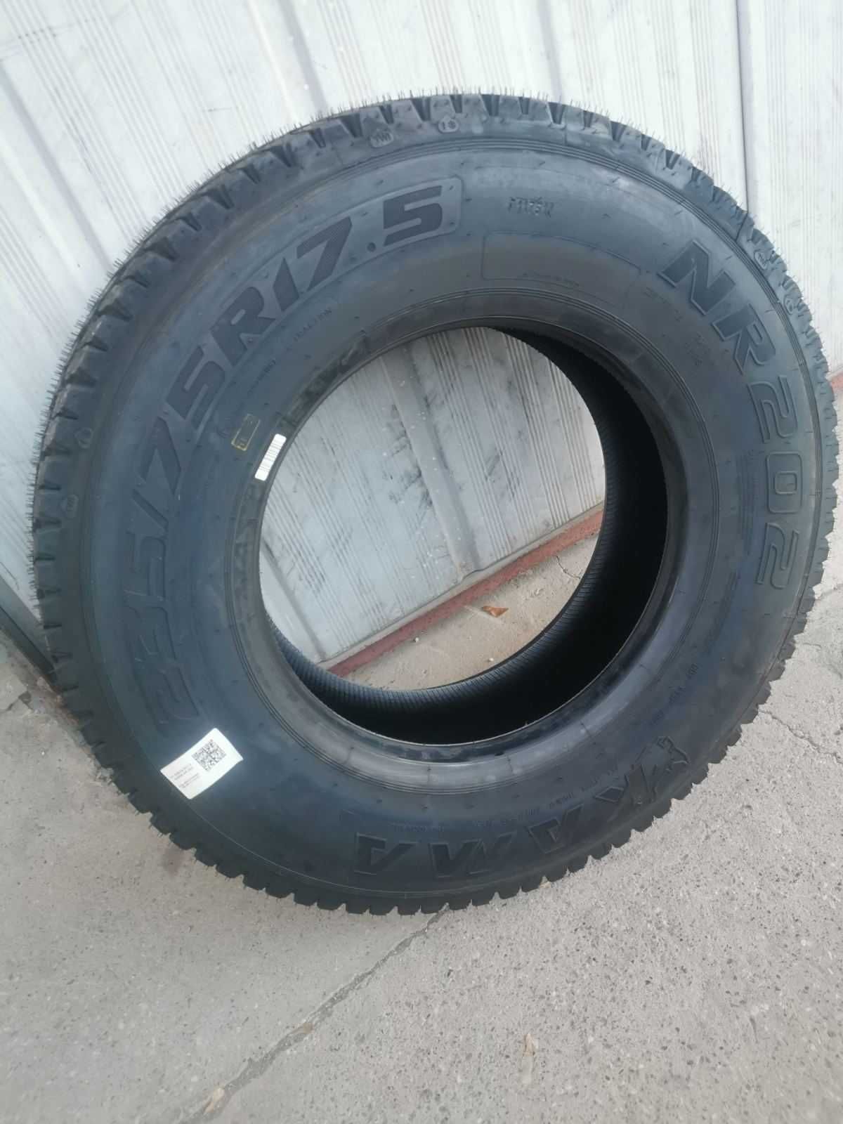 Нови гуми KAMA 235/75R17,5 NR-202 TL