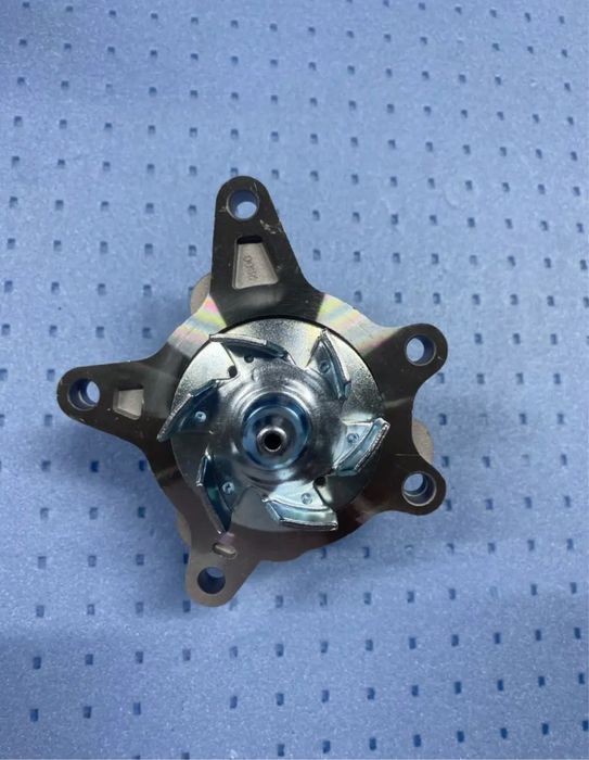 Помпа (ваддяной насос) для huyndai accent и для разных китайских авто!