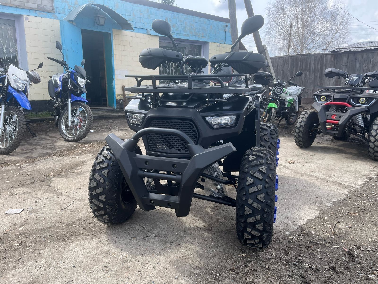 Квадроцикл  avantis 250