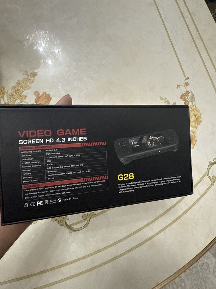 Ручная игровая приставка G28