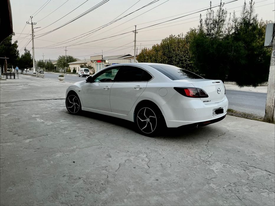 Mazda zoom zoom 6