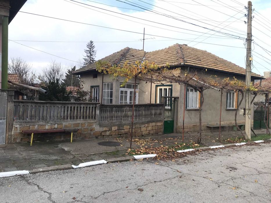 Продава се Къща в с. Драгомирово, Област Велико Търново - 80 кв.м за 363 €/кв.м - Снимка #1