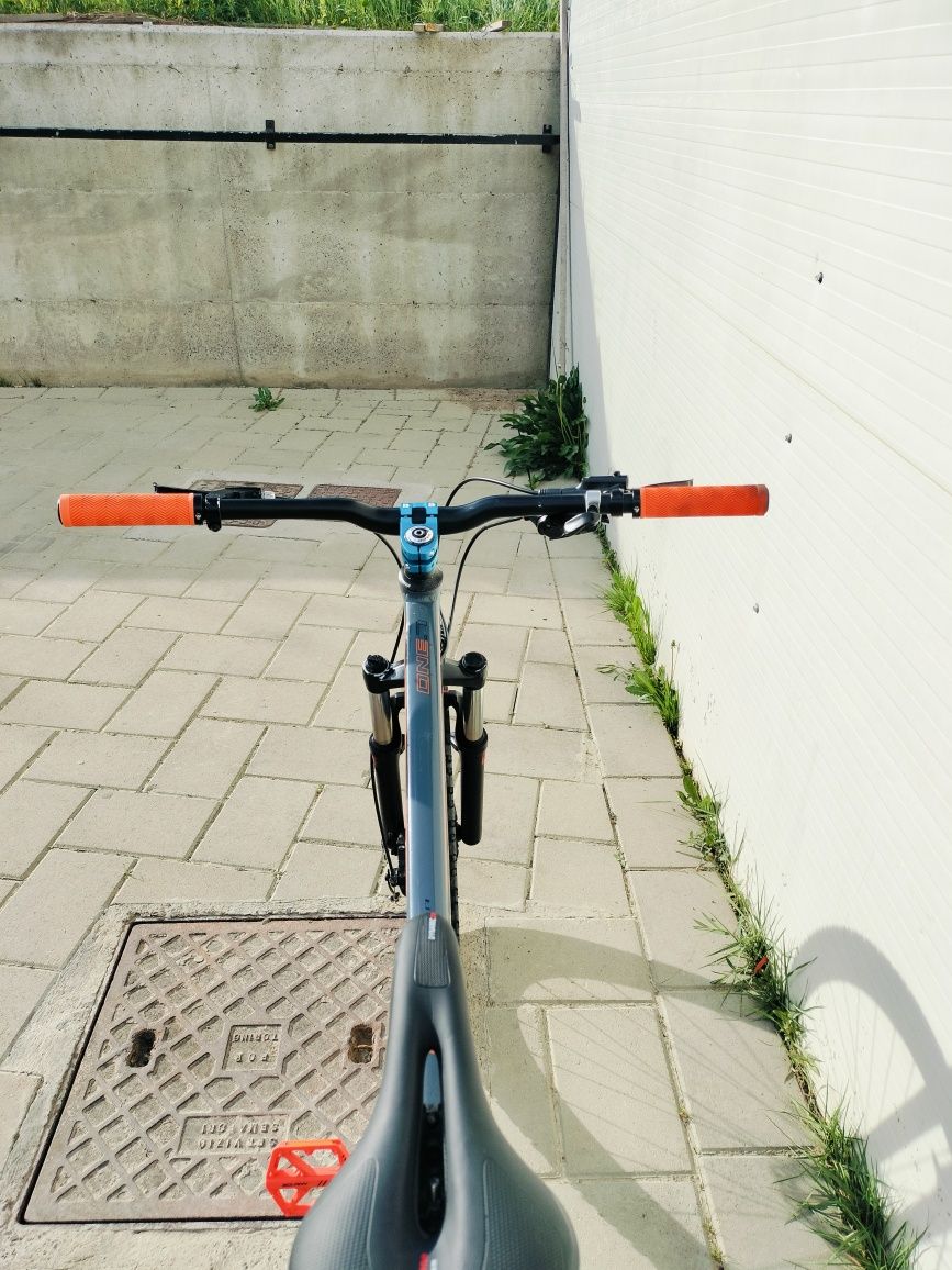 Vând bicicleta 27.5