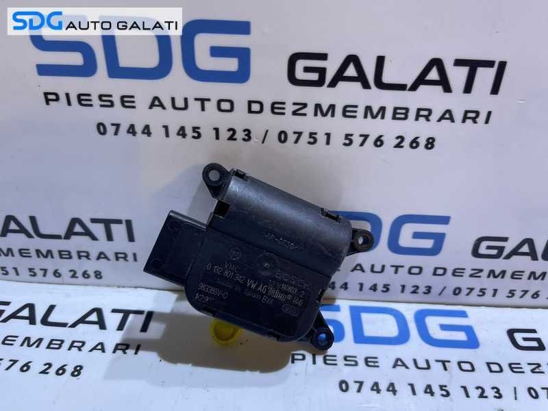 Motoras Stanga Grila Clapeta Clapete Aeroterma Skoda Octavia 2 2004 - 2013 Cod 1K2907511C 0132801342[S0267]