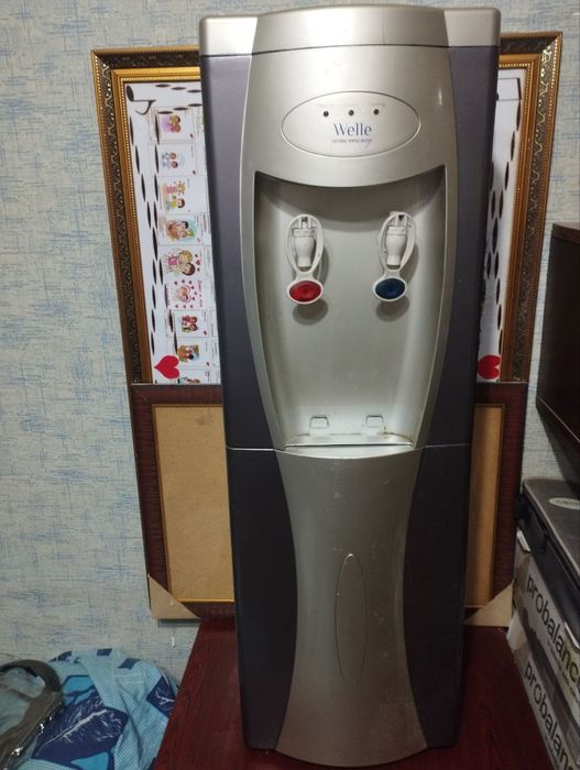 Продам кулер для воды