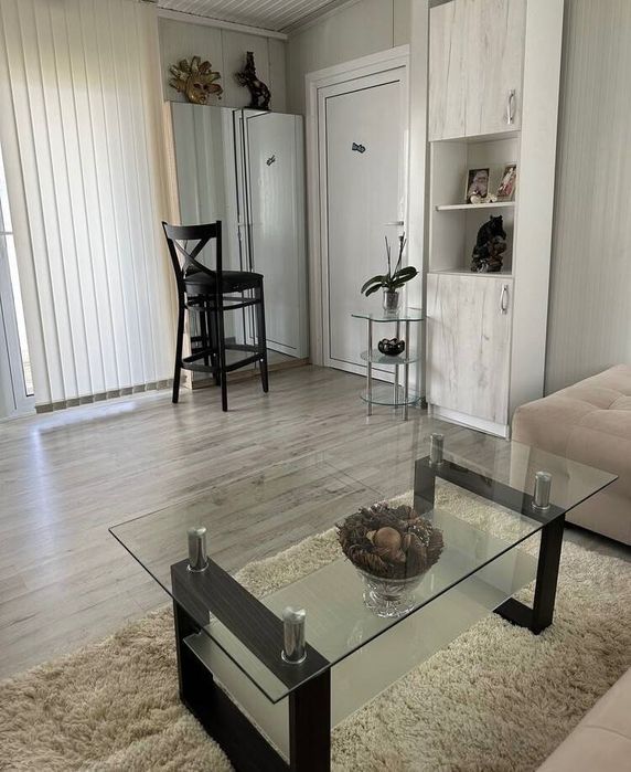 Жилищен контейнер 8м.Х3м.