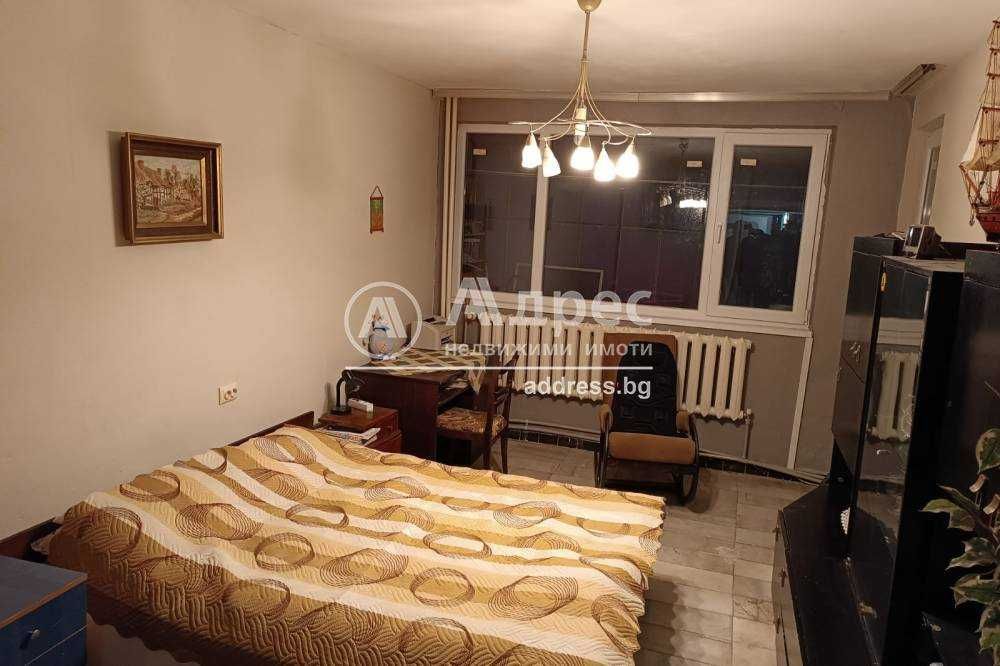 Продава се Тристаен апартамент в Разград, Варош - 98 кв.м за 1302 €/кв.м - Снимка #7