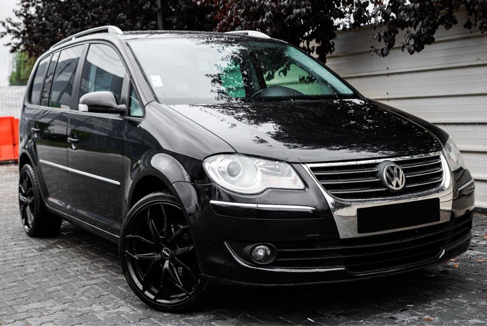 Volkswagen Touran 2007 Automat 2.0 diesel BKD top top
