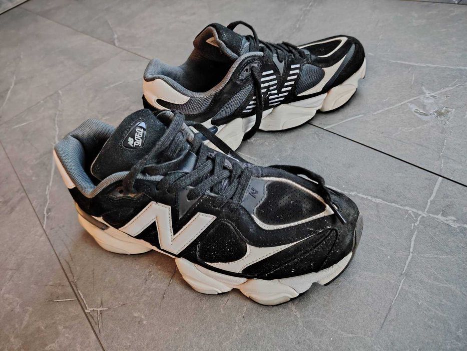 продавам маратонки New Balance 9060