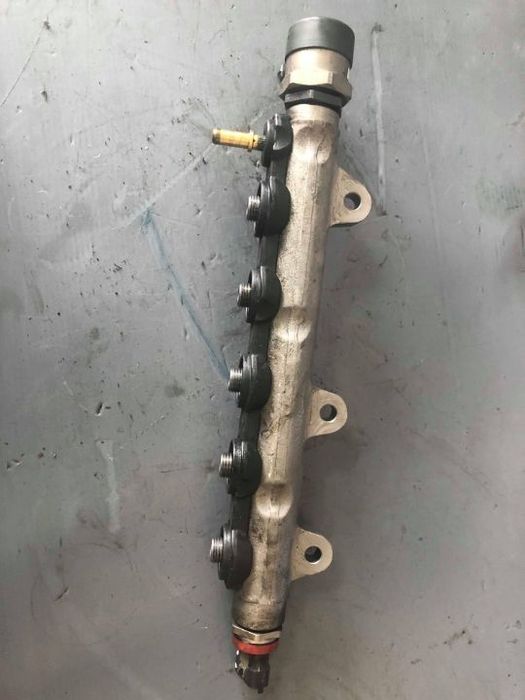 rampa injectoare 2.0 dci  m9r  renault koleos 1 nissan x-trail qashqai