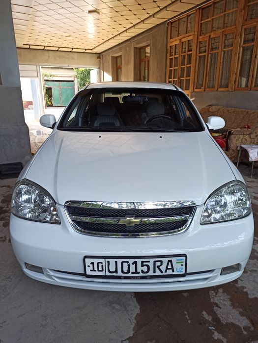 Chevrolet lacetti 1.8 mator mexanika sotiladi