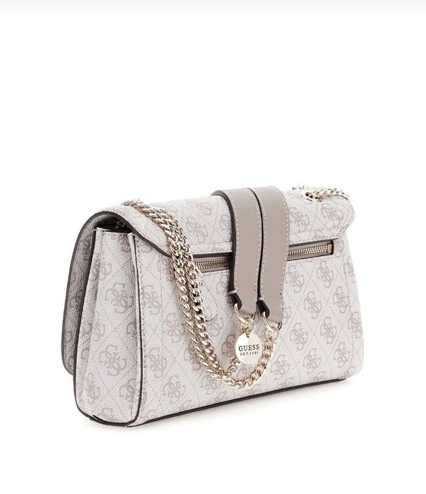 Дамска чанта Guess