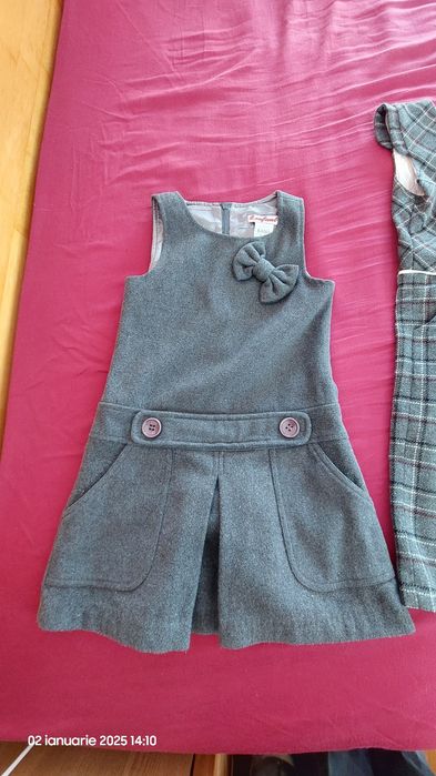 Sarafane cu buzunare pt scoala - 6 si 8 ani