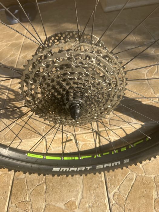 Roti bicicleta 29” Alexrims EX30 Cube e-bike