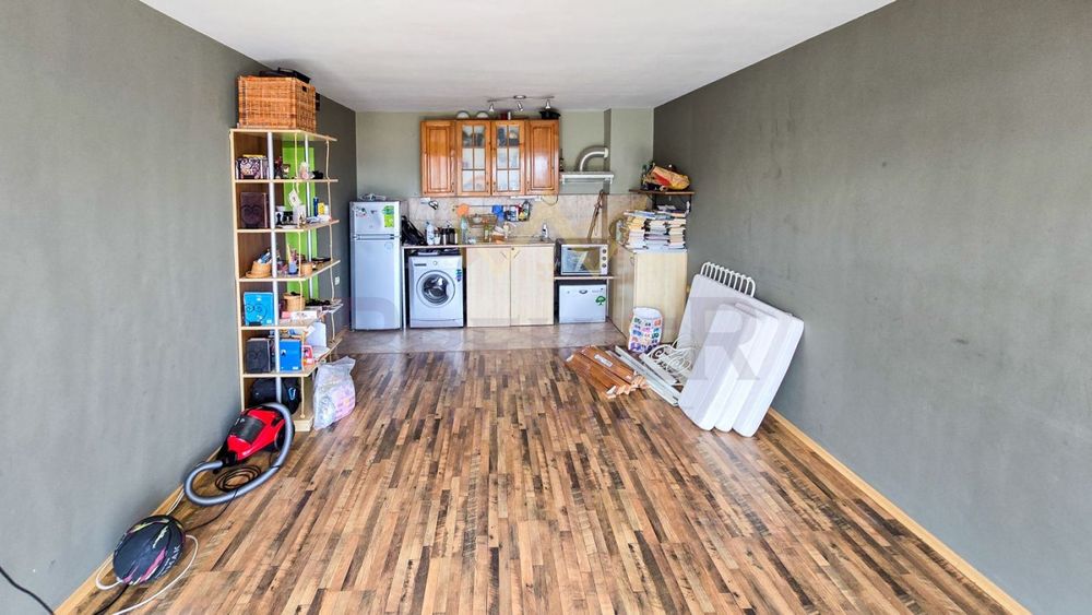 Продава се Двустаен апартамент в Варна, Гръцка махала - 51 кв.м за 3637 €/кв.м - Снимка #1