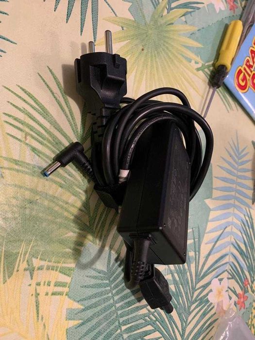 Incarcator / charger original HP mufa mica albastra - HP 65W Smart