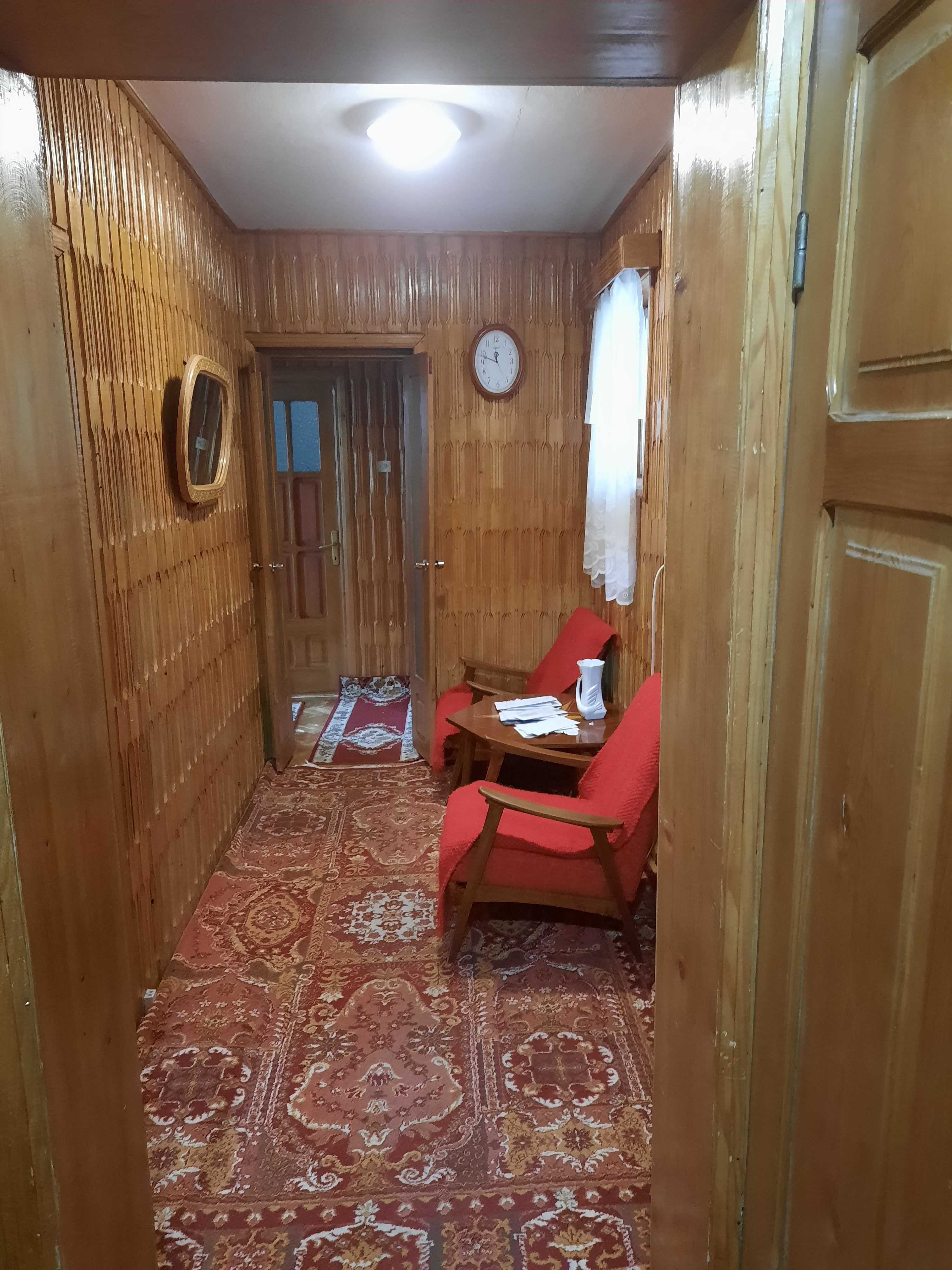 Apartament 3 camere, decomandate, Aleea Nucului