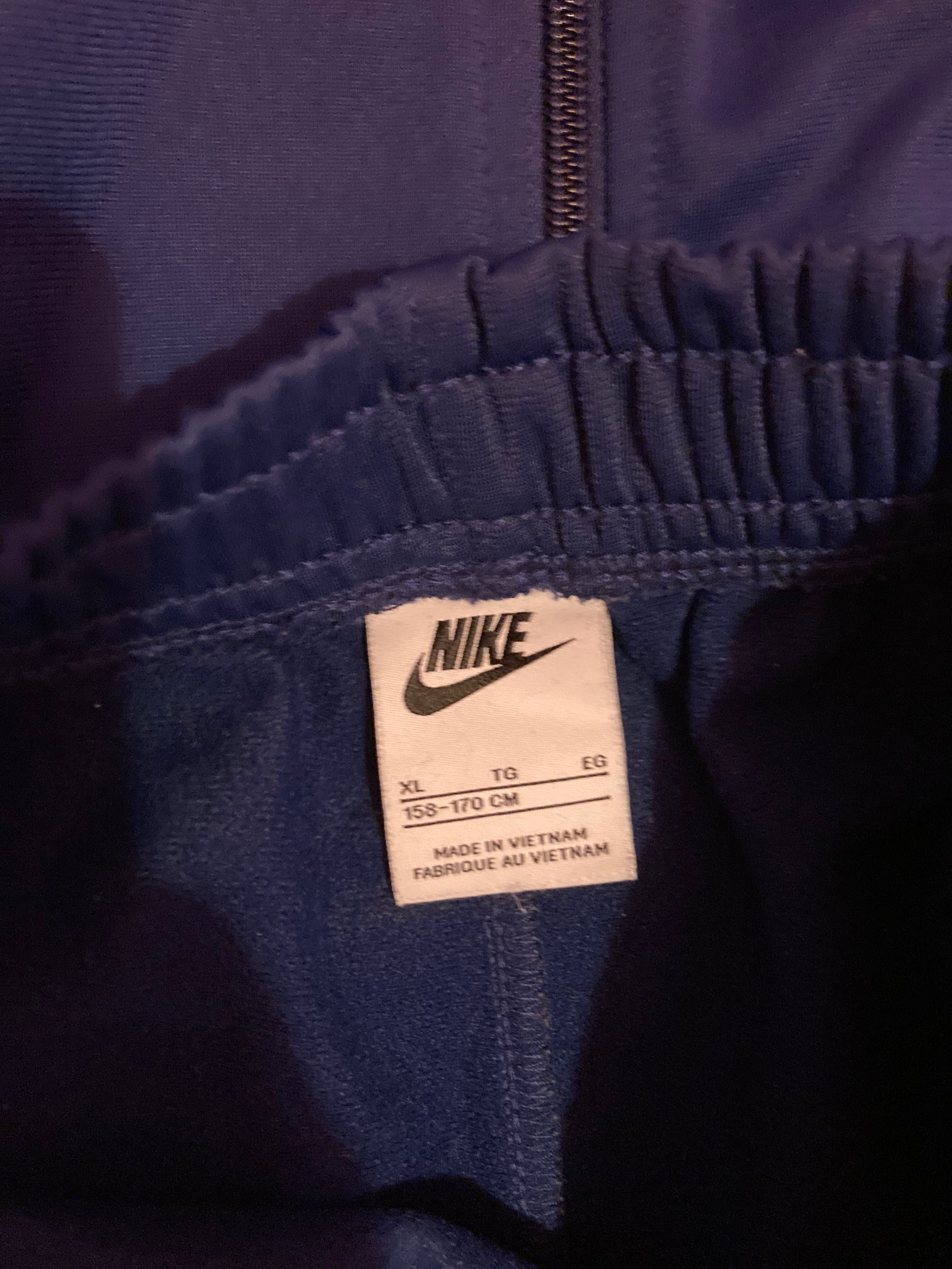 Анцуг Nike тъмно син