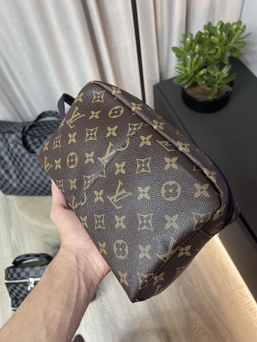 Borseta Louis Vuitton | Modele Diferite