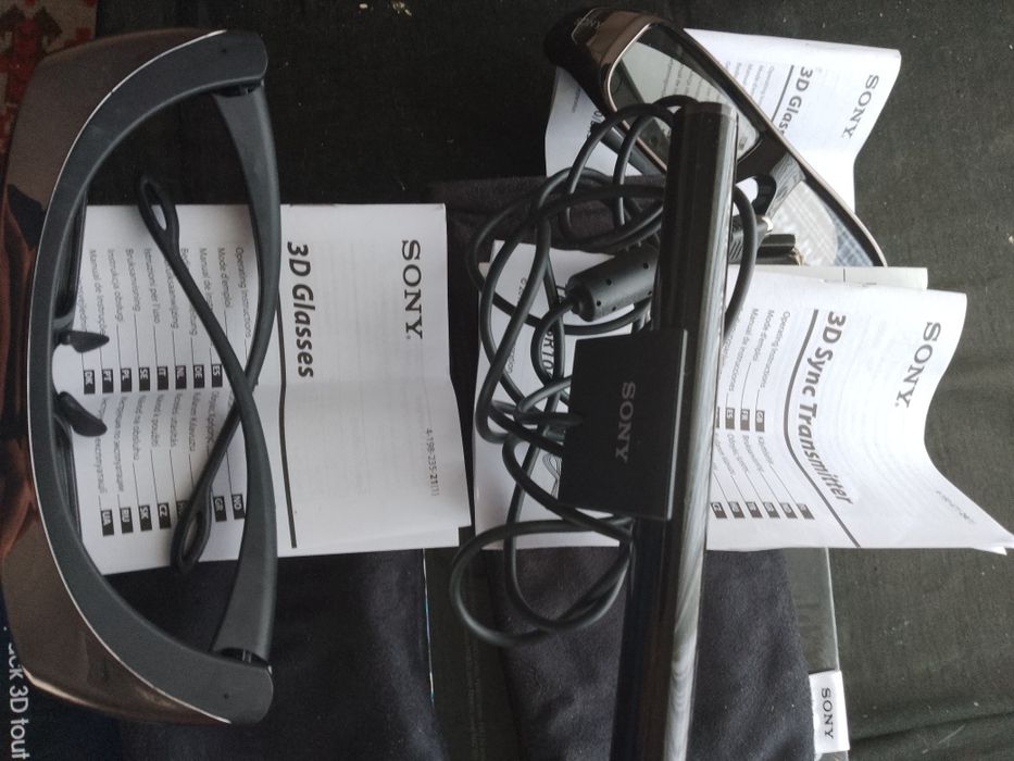 Sony -комплект 3D очила и трансмитер