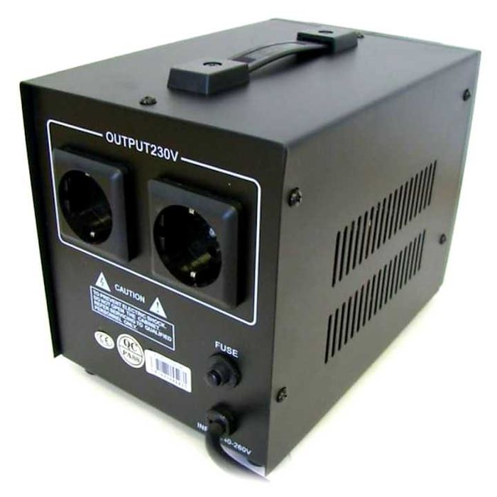 Stabilizator de tensiune cu servomotor Braun Group EC-SVC1500VA NOU!